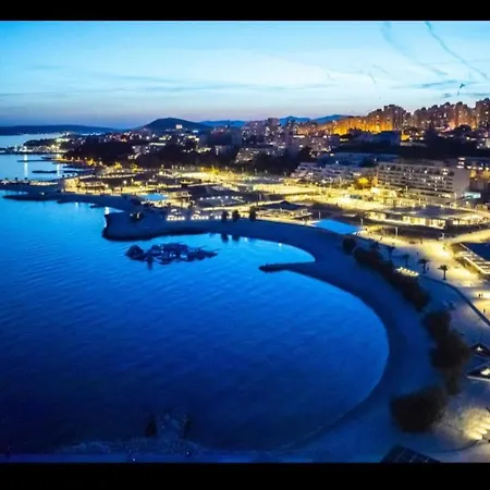 Ana * Split